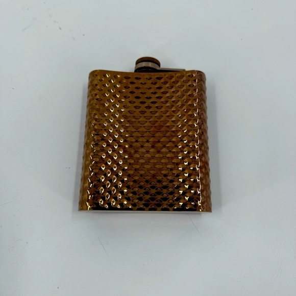 Stainless Steel 8 Oz Flask - Picture 3 of 9